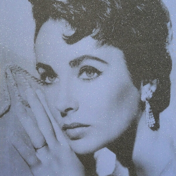 Elizabeth Taylor-blue